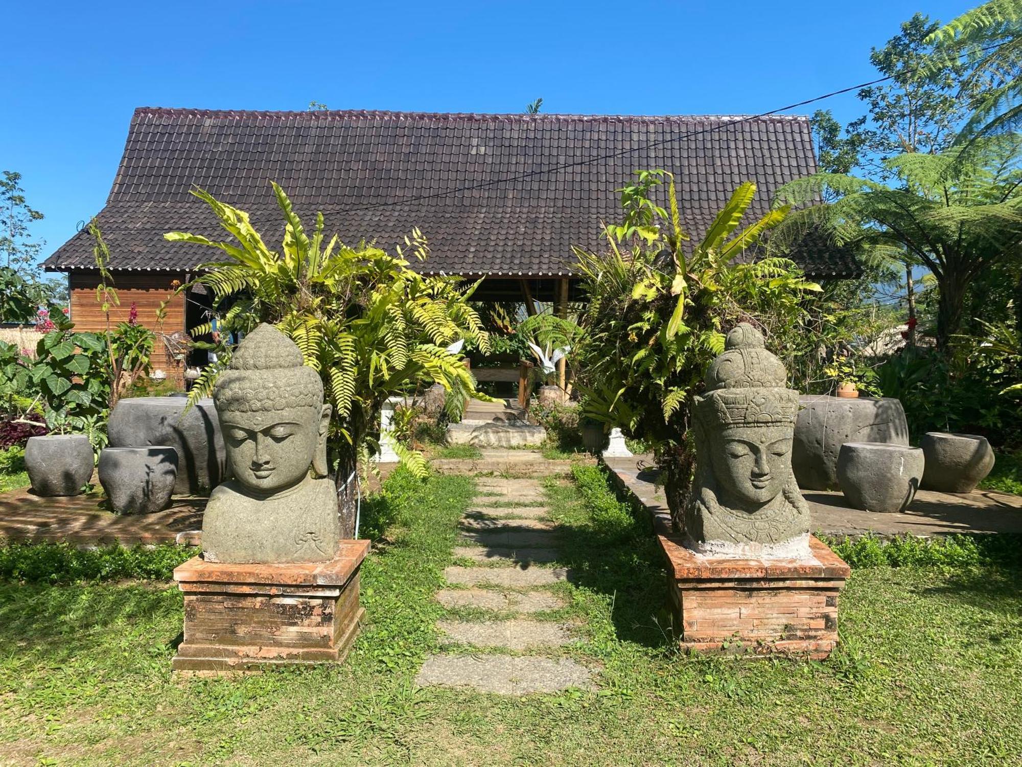 Lembah Cinta Mayungan *