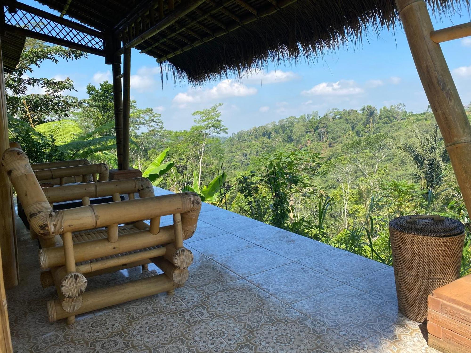 Lembah Cinta Mayungan *