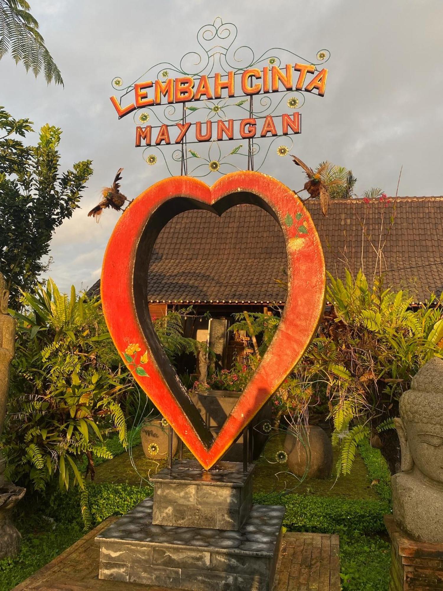 Lembah Cinta Mayungan Campsite